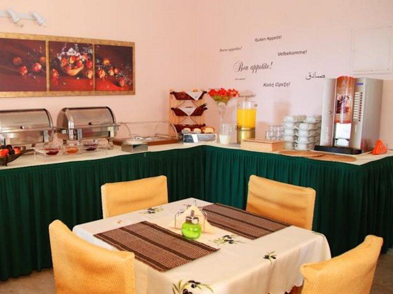 Victoria Hill Hotel Дассия Экстерьер фото